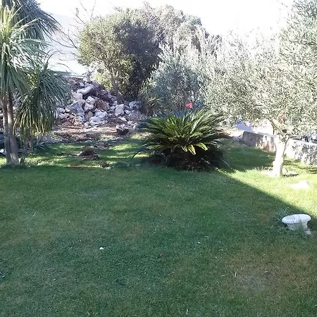 Private Carevic بيت ضيافة 2*